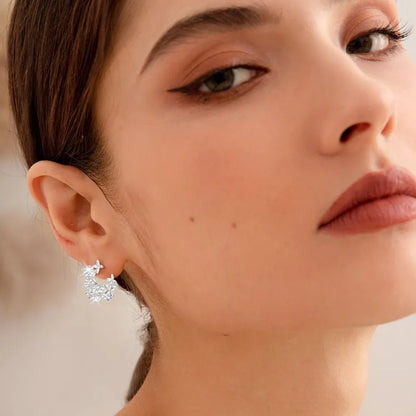 Lucky four-leaf clover earrings exude a refined and romantic charm for dates